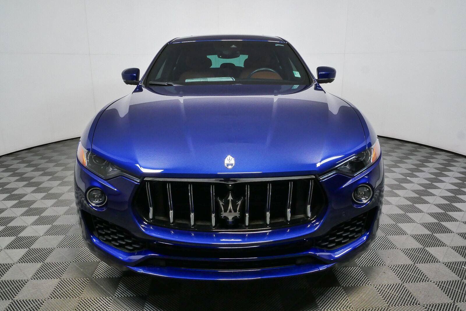 Used 2023 Maserati Levante GT AWD/4WD image 34