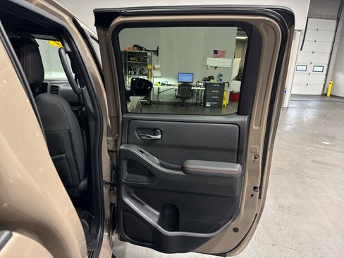 Used 2023 Nissan Frontier PRO-4X w/ Pro Convenience Package image 25
