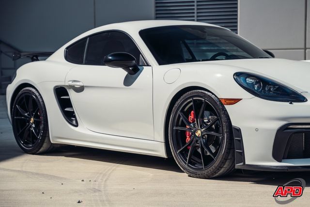 Used 2018 Porsche 718 Cayman GTS RWD image 49