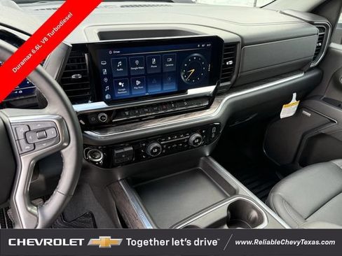 Used 2025 Chevrolet Silverado 2500 LTZ w/ LTZ Texas Edition AWD/4WD image 20