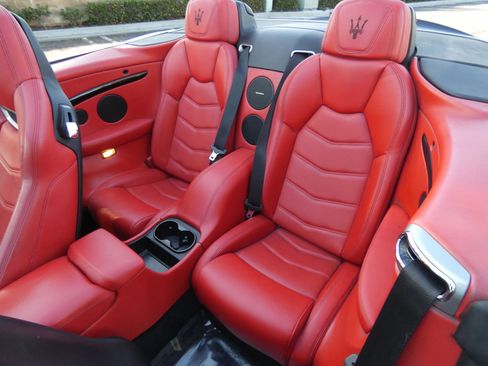 Used 2019 Maserati GranTurismo Sport image 41