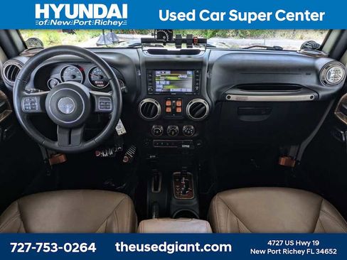 Used 2016 Jeep Wrangler Unlimited Sahara AWD/4WD image 16