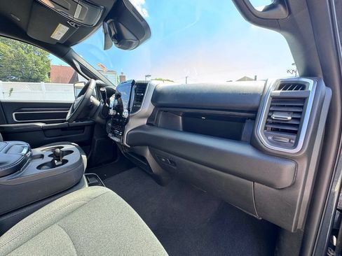Used 2025 RAM 2500 Big Horn AWD/4WD image 19
