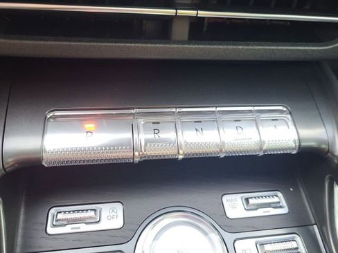 New 2026 Lincoln Nautilus Reserve image 25