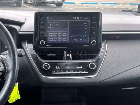 Used 2022 Toyota Corolla LE FWD image 8