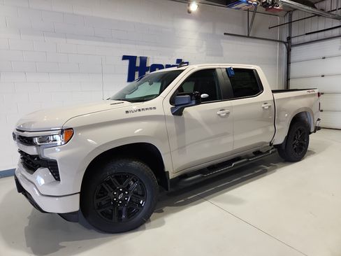 New 2026 Chevrolet Silverado 1500 RST w/ RST Select Package AWD/4WD image 2