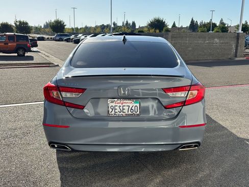 Used 2022 Honda Accord Sport image 6