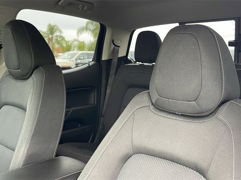 Used 2017 Chevrolet Colorado LT w/ LT Convenience Package image 12