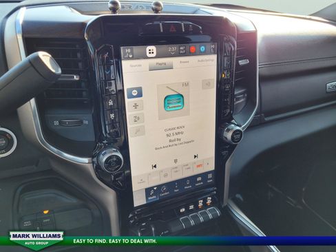 Used 2023 RAM 3500 Laramie image 86