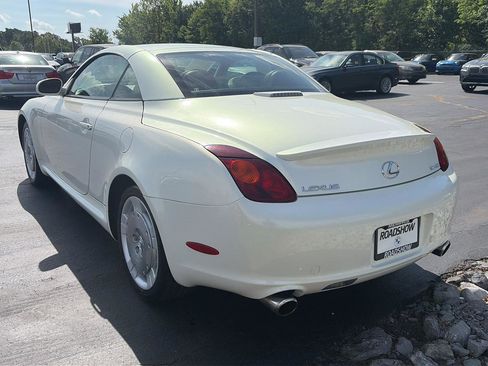 Used 2002 Lexus SC 430 Convertible image 3