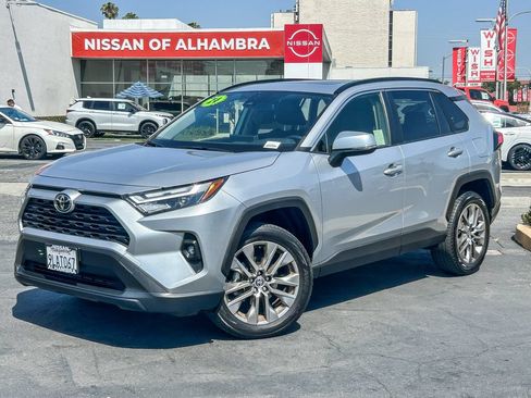 Used 2024 Toyota RAV4 XLE Premium FWD image 2