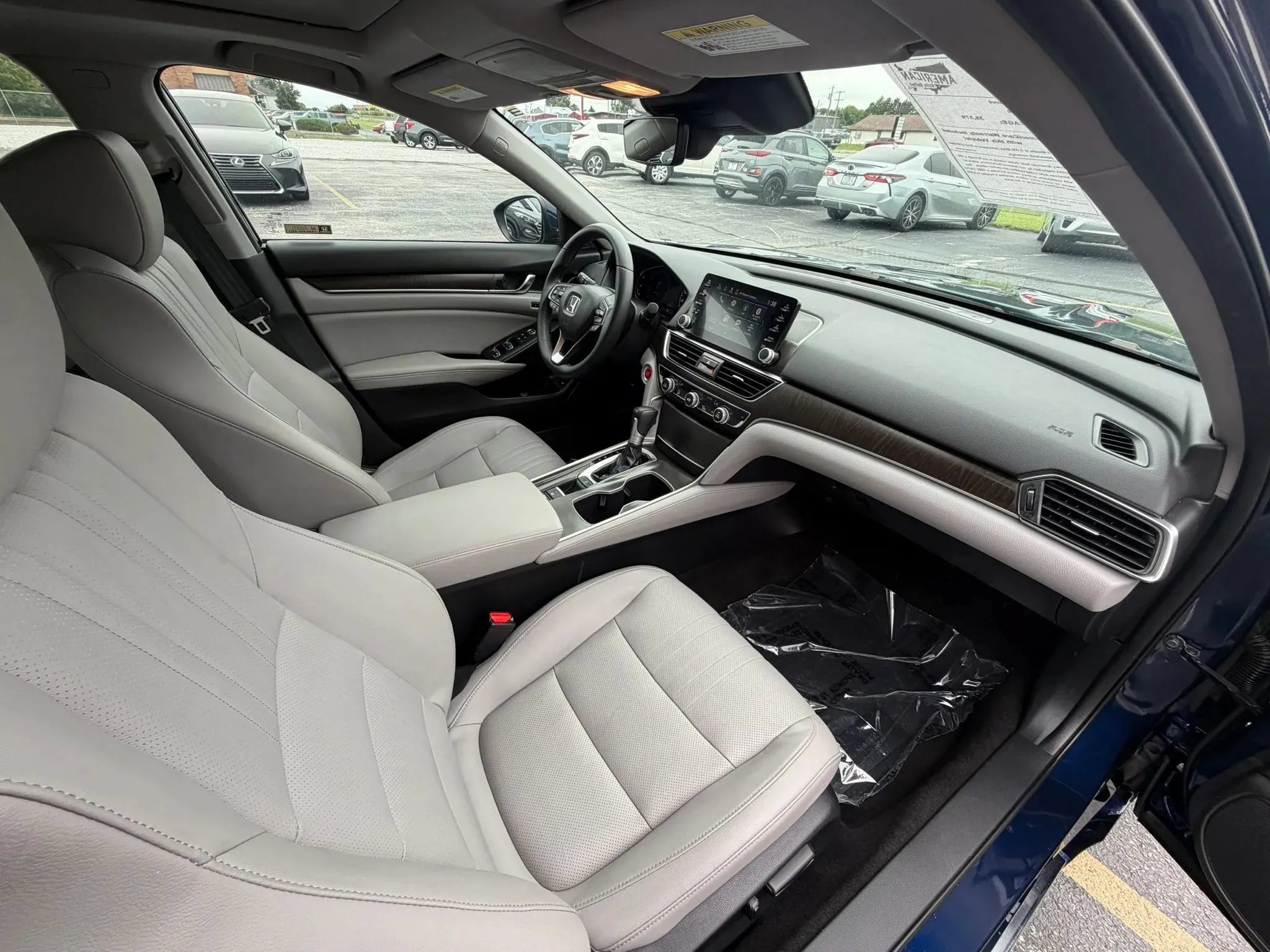 Used 2018 Honda Accord EX-L image 27