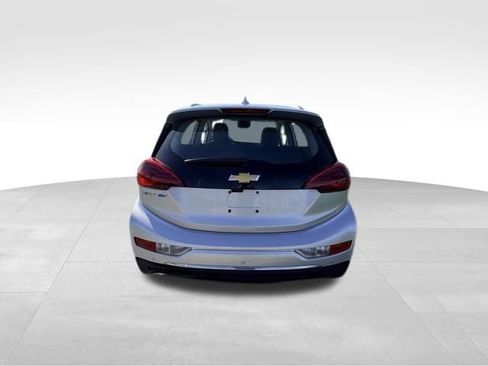 Used 2019 Chevrolet Bolt Premier w/ Infotainment Package image 5