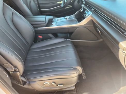 Used 2024 Genesis GV80 2.5T image 14