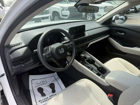 Used 2025 Honda Accord LX image 3