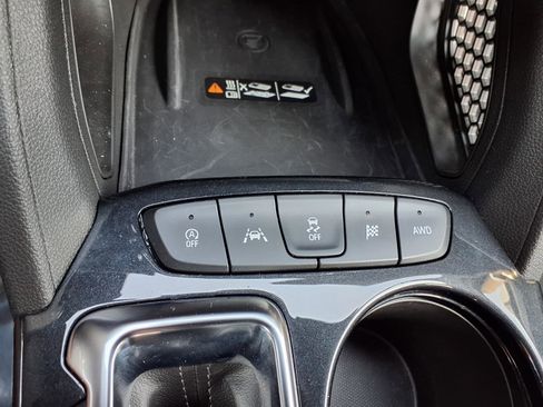 Used 2025 Chevrolet TrailBlazer ACTIV w/ Convenience Package image 11