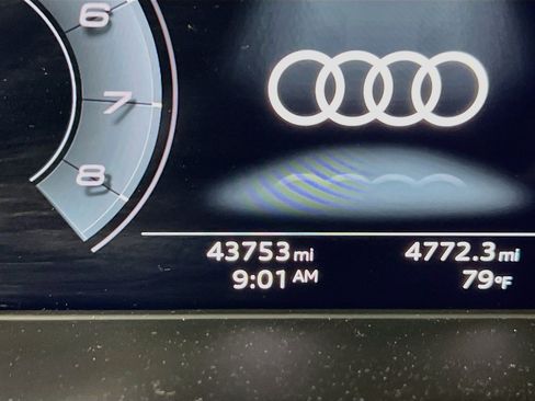 Used 2023 Audi SQ5 Premium Plus AWD/4WD image 12