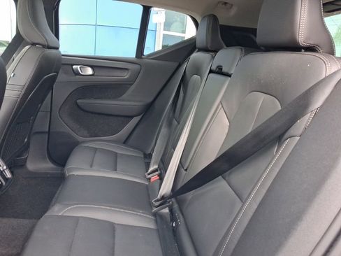 Used 2026 Volvo XC40 B5 Plus AWD/4WD image 23