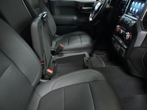 Used 2021 GMC Sierra 1500 SLT image 17