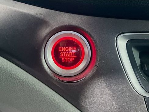 Used 2021 Honda Pilot EX image 19