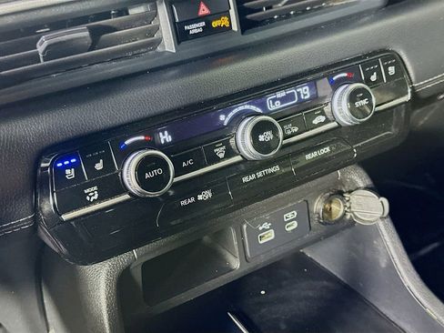 Used 2023 Honda Pilot Elite image 27