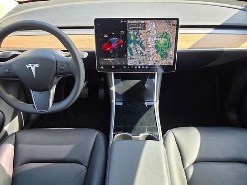 Used 2020 Tesla Model Y Long Range AWD/4WD image 14