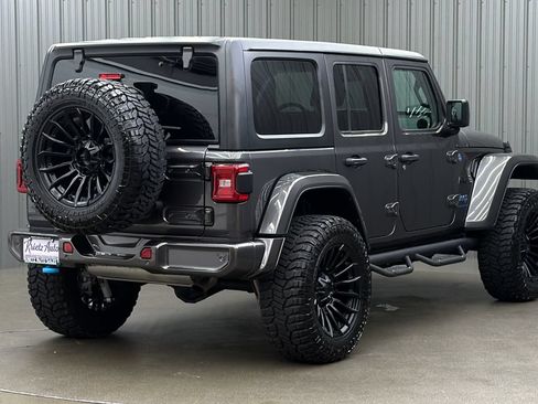 Used 2024 Jeep Wrangler Unlimited AWD/4WD image 5