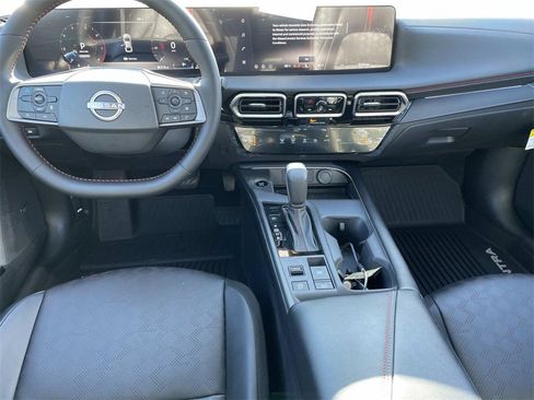 New 2026 Nissan Sentra SR w/ SR Premium Package image 7