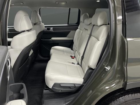 Used 2025 Hyundai Santa Fe SEL image 28