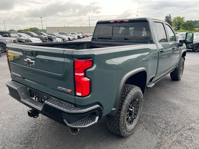 New 2026 Chevrolet Silverado 2500 ZR2 w/ LPO, Dark Essentials Package