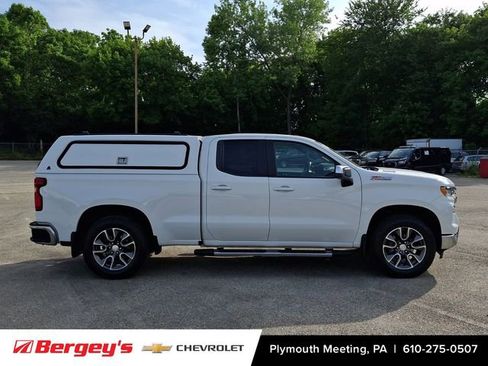 Certified 2022 Chevrolet Silverado 1500 LT w/ Z71 Off-Road Package AWD/4WD image 9