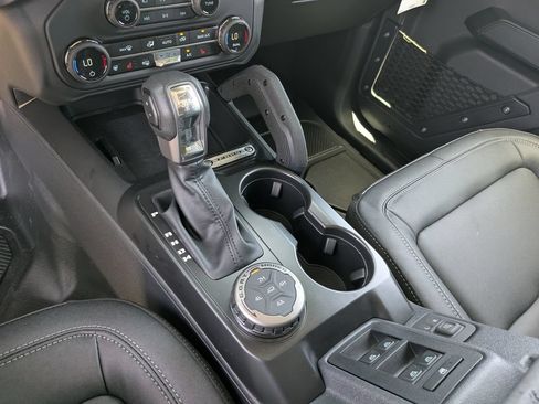 New 2026 Ford Bronco Badlands AWD/4WD image 26