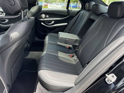 Used 2022 Mercedes-Benz E 450 4MATIC Sedan image 23