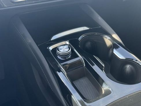 New 2026 Buick Envision Avenir image 25