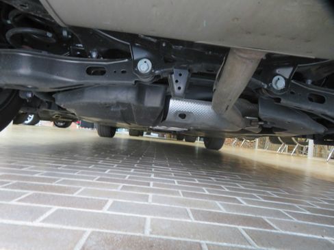 Used 2025 Toyota Prius LE image 61