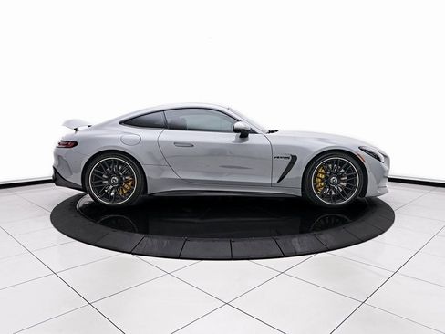 Used 2024 Mercedes-Benz AMG GT 63 image 9