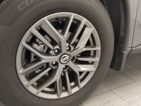 Used 2021 Nissan Rogue S AWD/4WD image 31