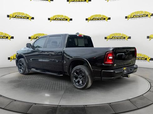 Used 2025 RAM 1500 Big Horn AWD/4WD image 3