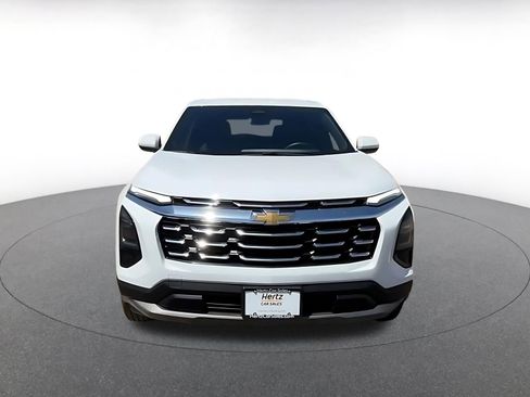 Used 2025 Chevrolet Equinox LT FWD image 4