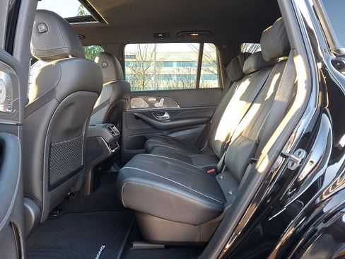 Used 2021 Mercedes-Benz GLS 580 GLS 580 image 10