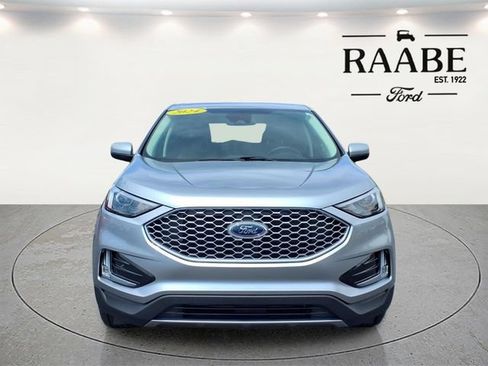 Used 2024 Ford Edge SEL w/ Convenience Package AWD/4WD image 2