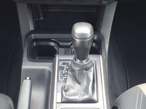 Used 2023 Toyota Tacoma TRD Off-Road image 17