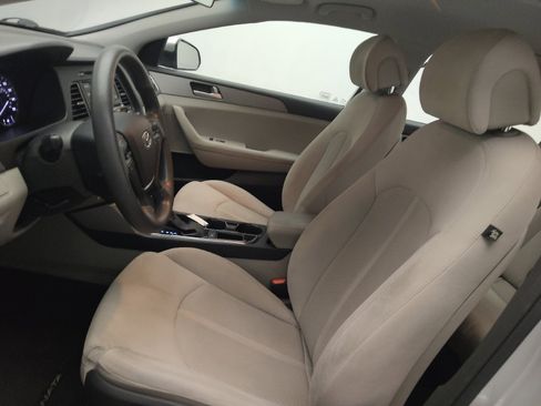 Used 2015 Hyundai Sonata SE image 17