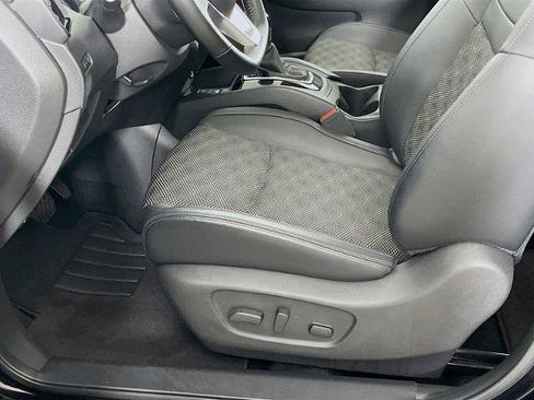 Certified 2022 Nissan Rogue Sport SV w/ Technology Package image 18