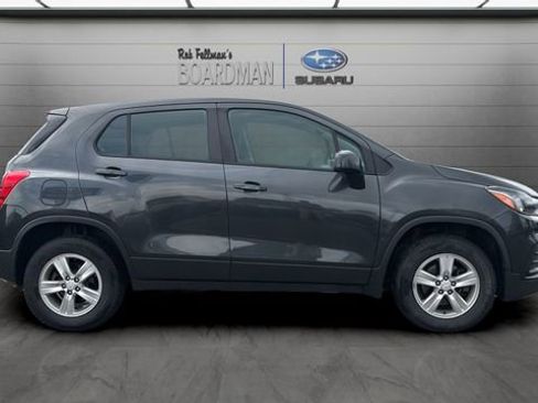 Used 2019 Chevrolet Trax LS image 3