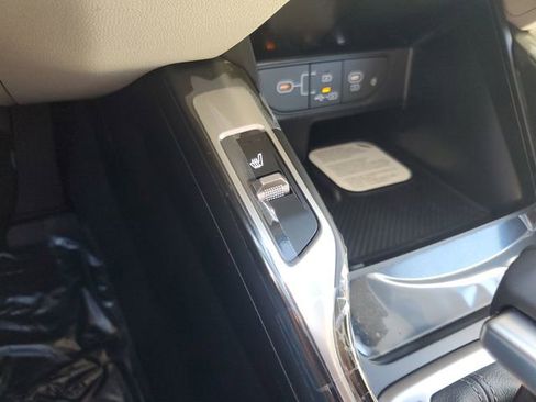 New 2026 Kia Sorento S w/ S Panoramic Sunroof Package image 25