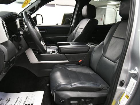 Used 2024 Toyota Tundra Platinum image 9