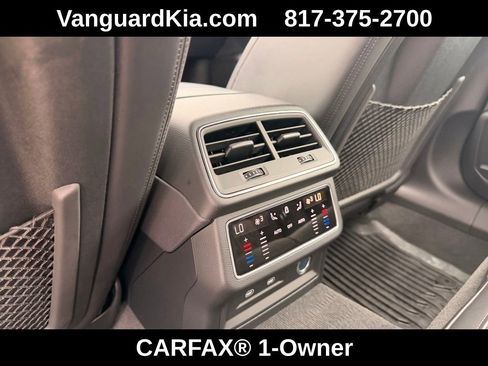 Used 2022 Audi S6 Premium Plus w/ S Sport Package image 25