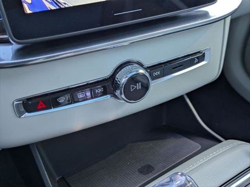 New 2026 Volvo XC90 T8 Ultra image 11