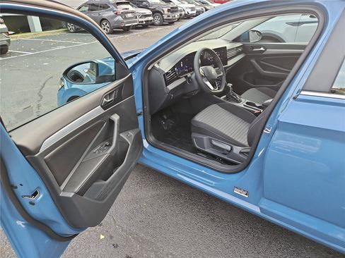 New 2026 Volkswagen Jetta S image 10